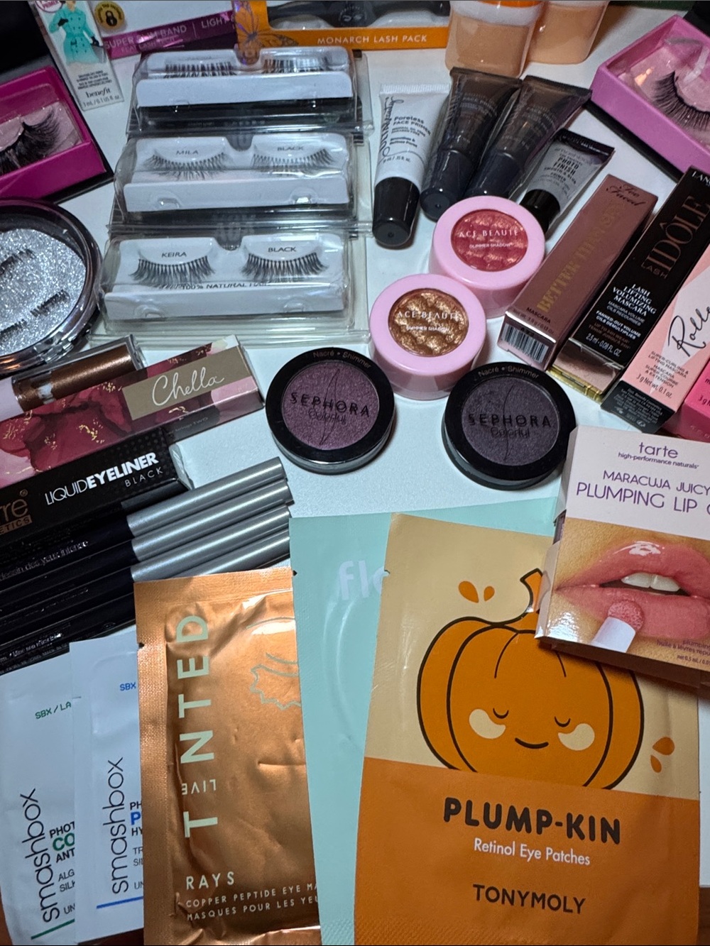 Bundle of Lashes & Makeup - Picture 5 of 5